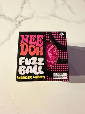 Needoh Fuzz Ball Wonder Waves - Pink